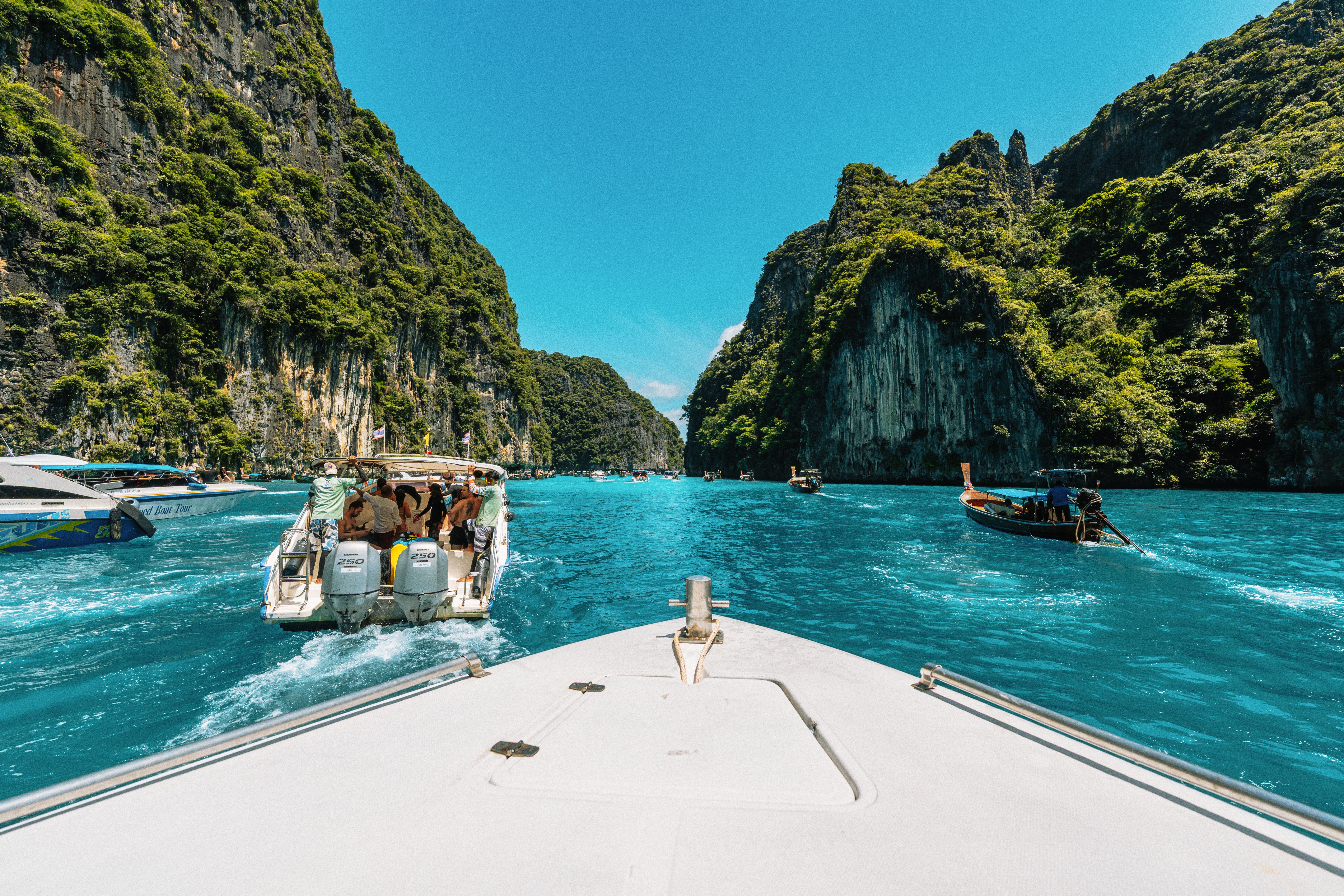 World destinations banner